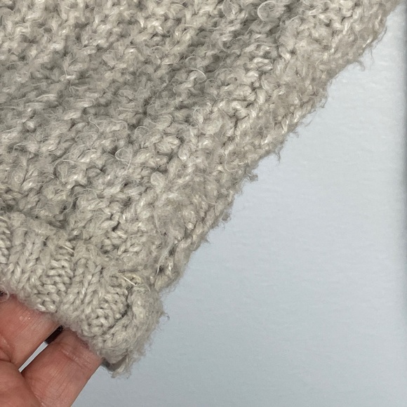 Saltwater Luxe Oatmeal Cardigan Sweater Size Small - Picture 12 of 14